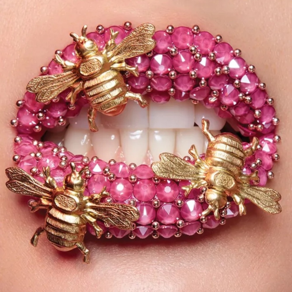 Read My Lips Please Scroll Down - image 1